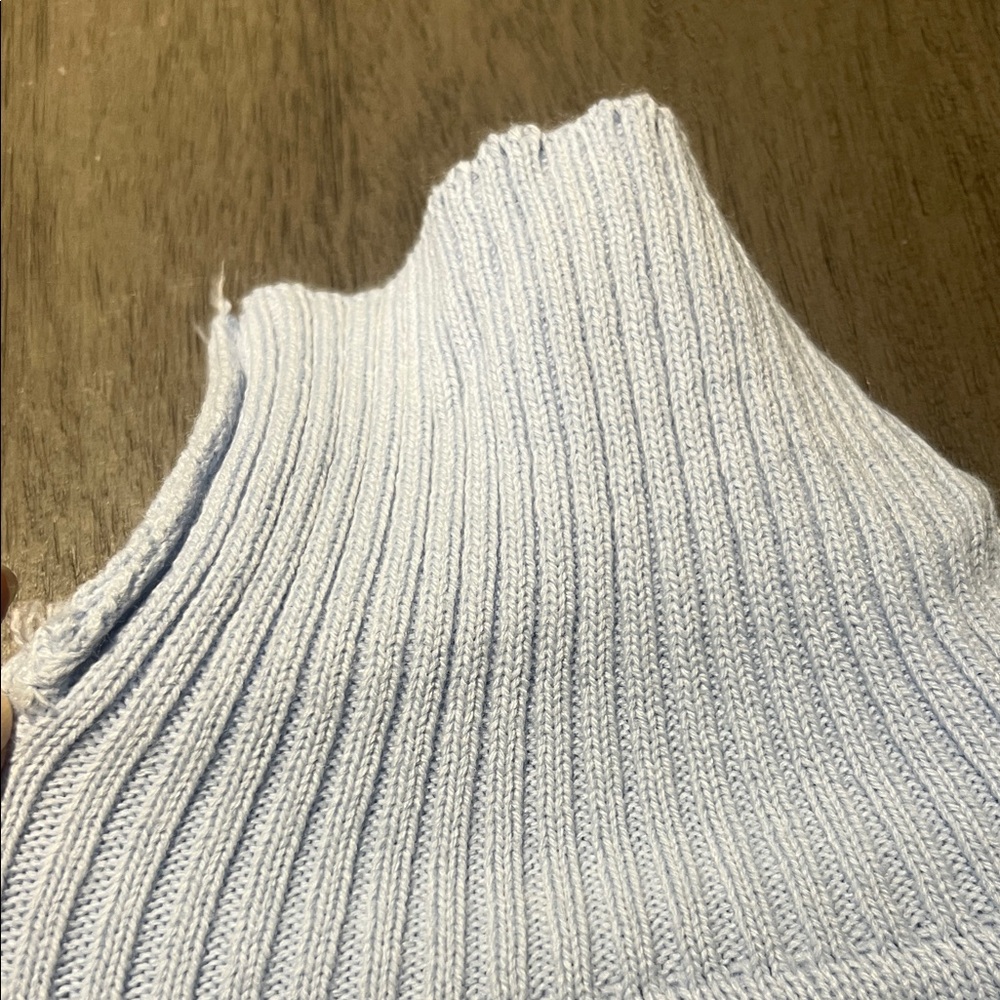 Elegant Sky Blue Turtleneck Sweater - Picture 3 of 10